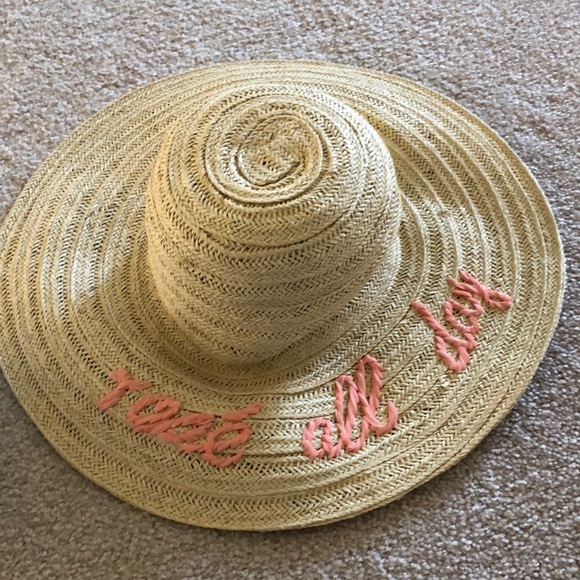 Straw hat - Picture 4 of 4